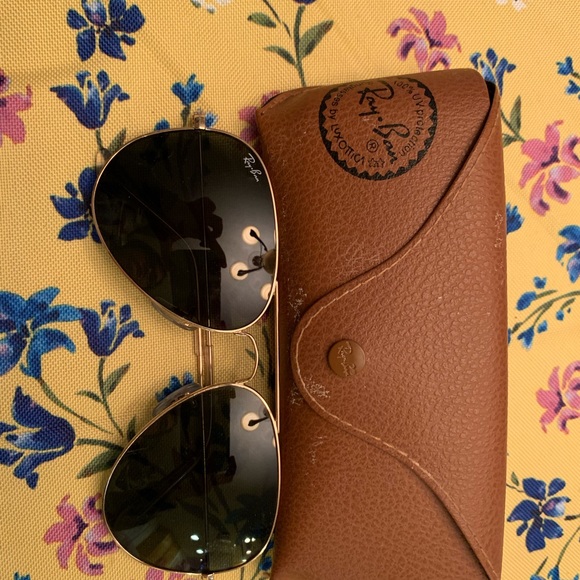 Ray-Bans - Picture 2 of 4